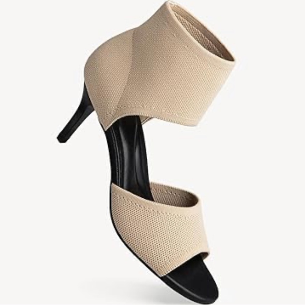 Newbella.  Size 7. Elegant Tan Women's Heels, nwt!